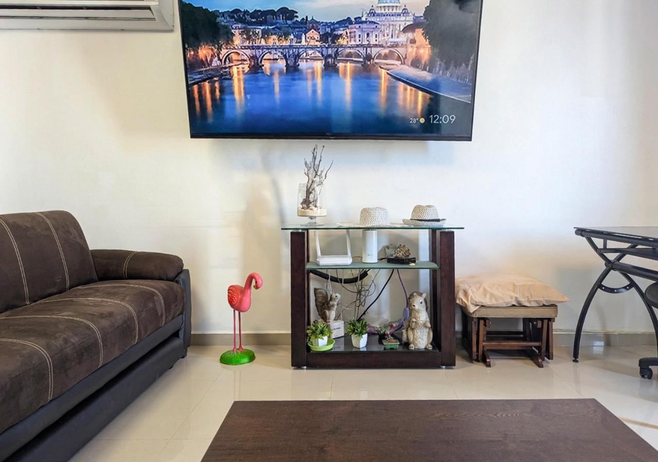 Villa Aurora Beautiful Beachfront Apartment Cancun Bagian luar foto